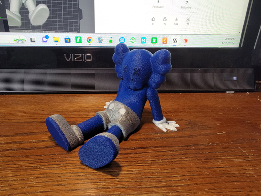 kaws telefon stand by staubig druckt haushalt dekor schreibtisch kunst 3d print model - Mito3D