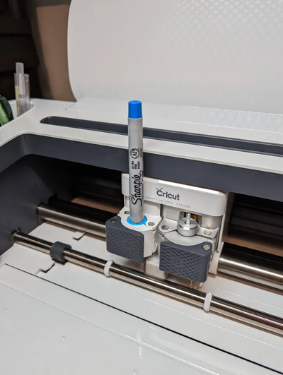 cricut sharpie adaptador by jonaylin herramientas máquina fabricante vinilo cortador 3d print model - Mito3D