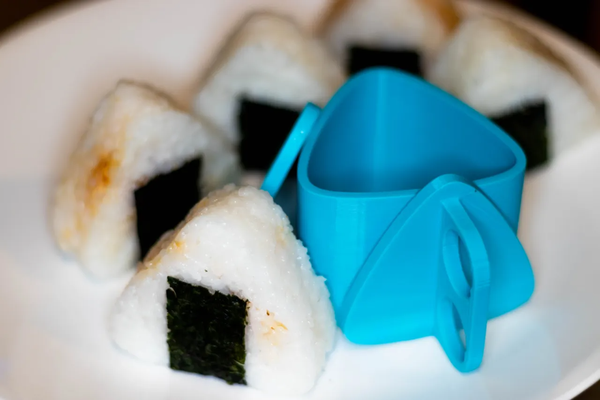 onigiri mold by jonnaylin tools kitchen food sushi tool 3d print model - Mito3D