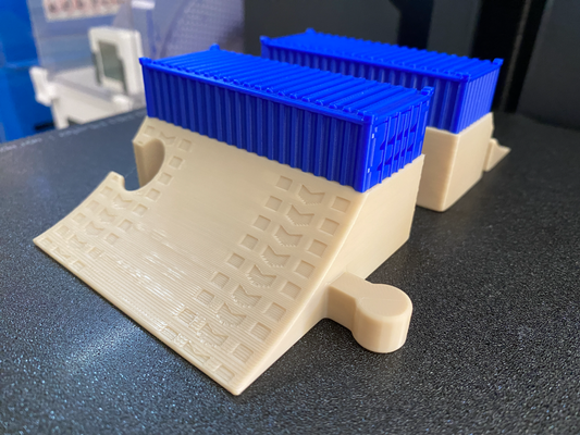 heiß räder monster lkw rampen backflip versand container neu gemischt by drkriegeraus spielzeuge spiele flip rampe 3d print model - Mito3D