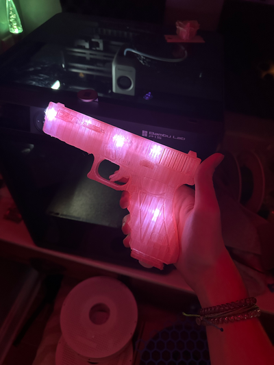 glock 17 lichter ausgeschnitten neu gemischt by flitzer requisiten cosplays replik waffe pistole gewehr licht mädchen valentinstag geschenk abonnieren ar 3d print model - Mito3D