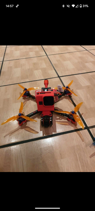 aos 5 v5 go pro 11 mini monter remixé by 3d impressions fpv loisir diy drone gopromini11 gopromini quad cadre chris fpvdrone fpvmount 3d print model - Mito3D