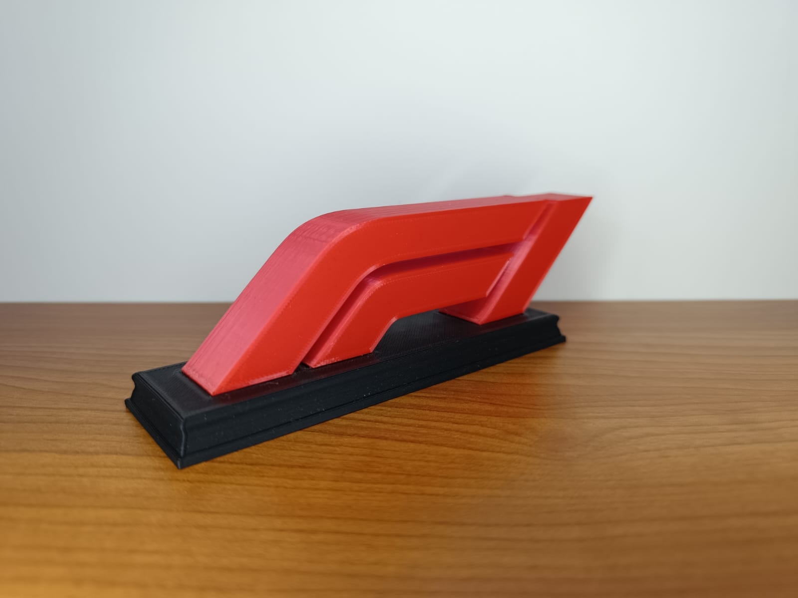 f1 formül 1 logo dekorasyon by frank3d ev halkı dekor aksesuar masa hayran sanat raf sıra aksesuarlar dekoru 3D print model - Mito3D