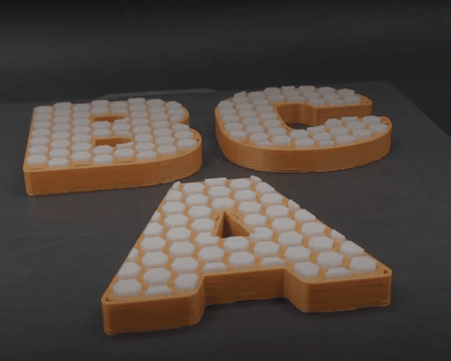 agitarsi 3d favo lettere abc by modelli strati arte segni loghi arredamento in movimento articolato printinplace alfabeto interattivo supporto numero parola 3d print model - Mito3D