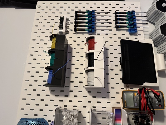 cable carrete soporte skadis by noahrr herramientas organizadores organizador montaje pared calibre dañado 3d print model - Mito3D