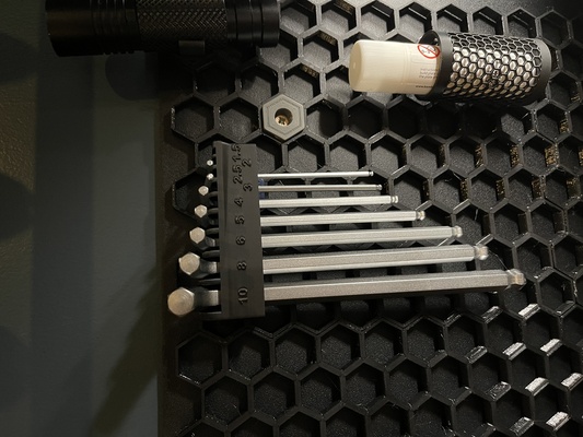 verhexen schlüssel halter unterstützung bienenwabe lager neu gemischt by bastien werkzeuge veranstalter inbusschlüssel wabenspeicherwand 3d print model - Mito3D
