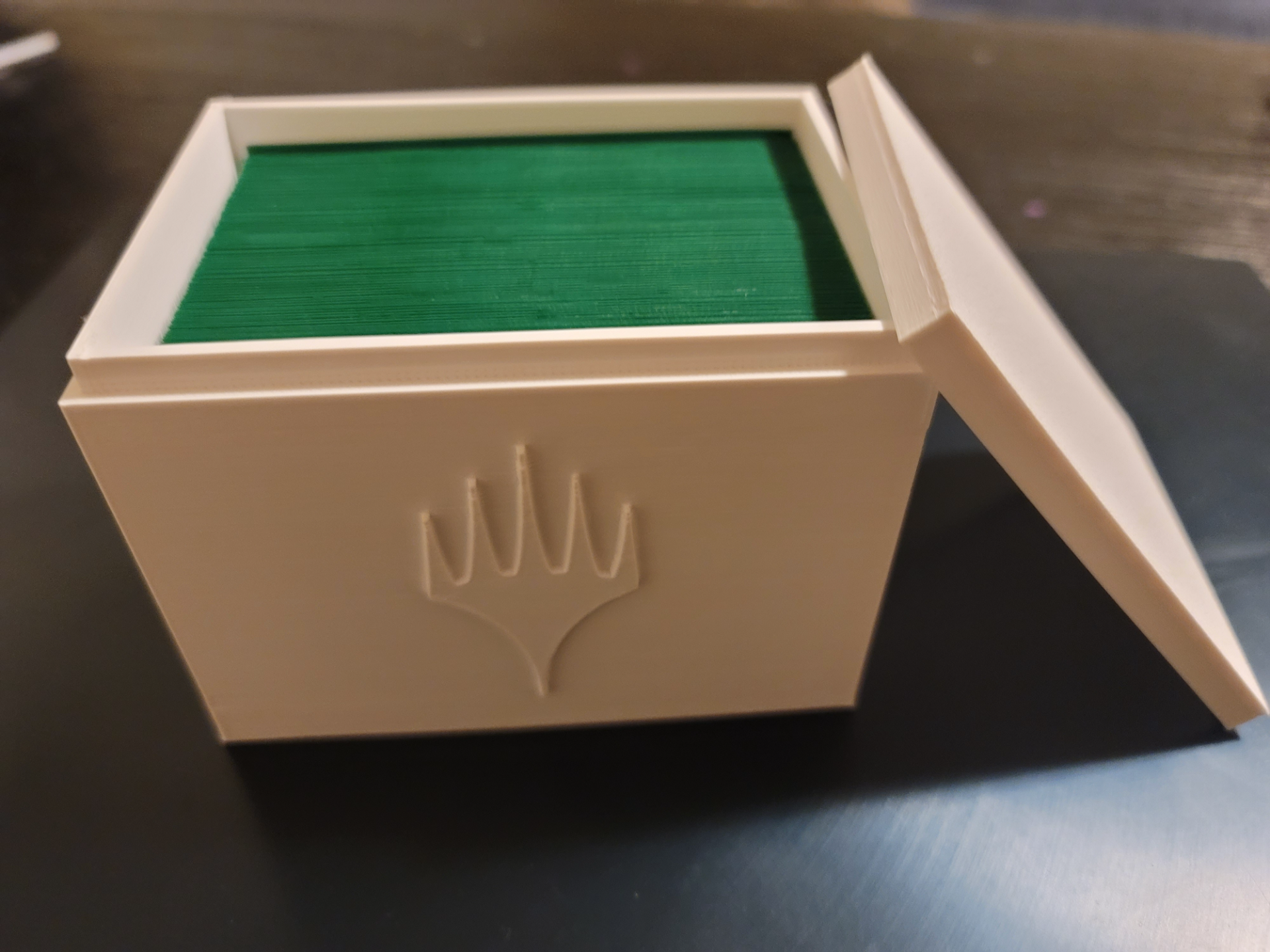 mtg magia recolhimento comandante coberta caixa by nomolos brinquedos jogos mtgbox acessórios porta cartão manga mangas cartas mtg100sleeved jogo organizador 3D print model - Mito3D