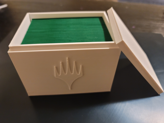 mtg magia raccolta comandante mazzo scatola by nomolos giocattoli giochi mtgbox mtgaccessories portacarte maniche carte mtg100sleeved gioco organizzatore giochi 3d print model - Mito3D