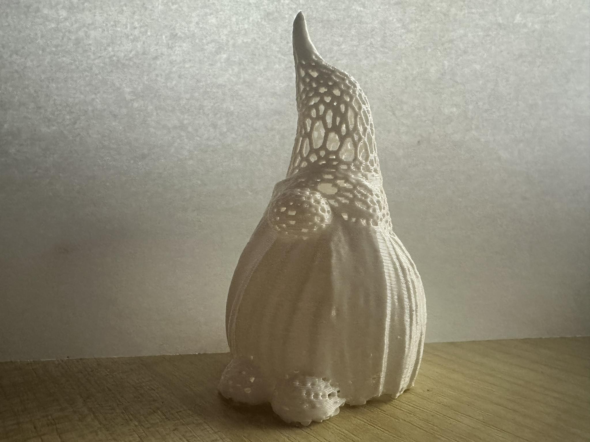 voronoi gnomo remixado by t pcs brinquedos jogos personagens decoração deco faça fantasia figura jardim passatempo criativo mítico estilo 3D print model - Mito3D