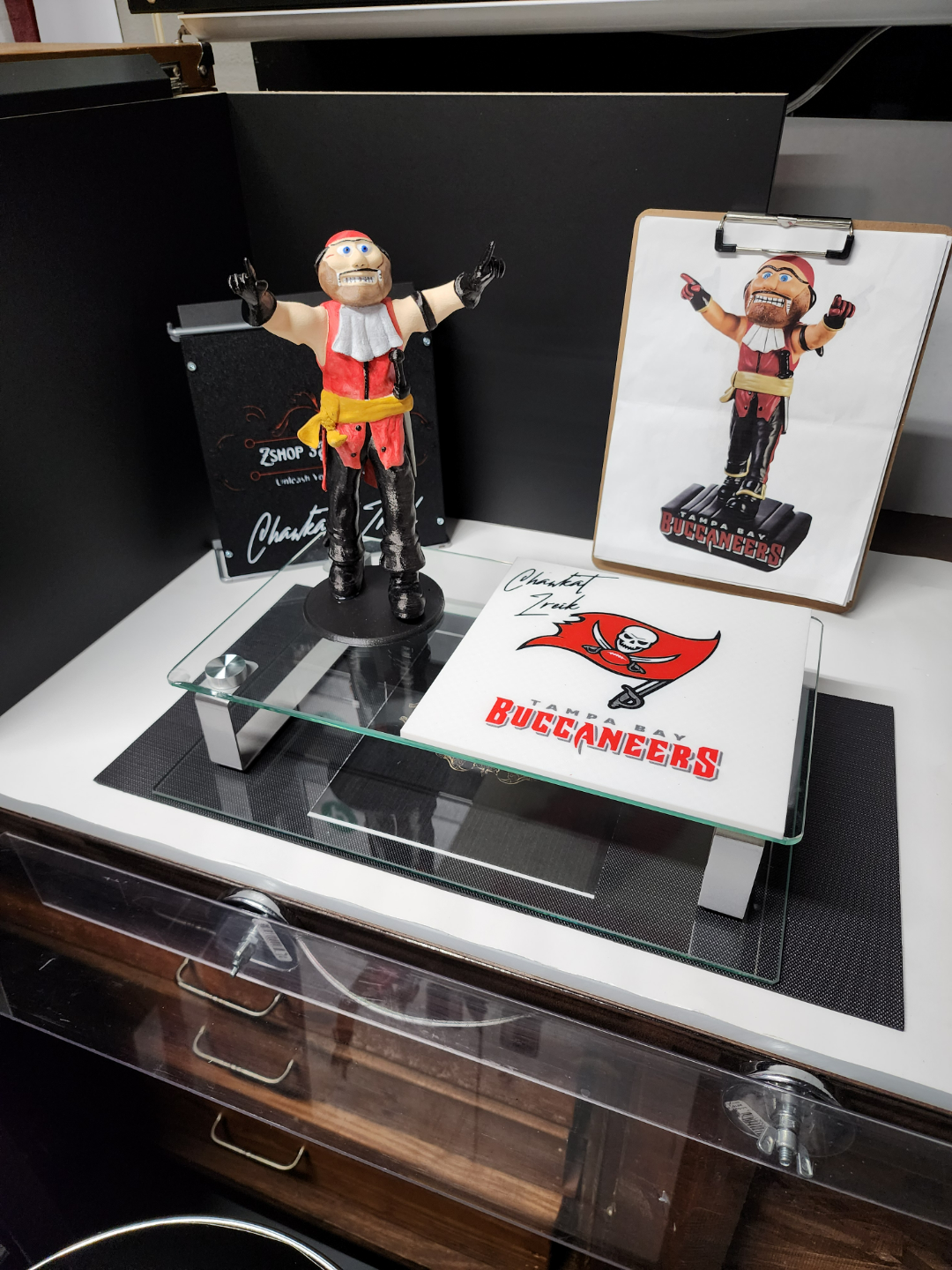 tampa baia bucs by mandrino zrk domestico arredamento bucanieri mascotte calcio piatto pirata capitano 3D print model - Mito3D