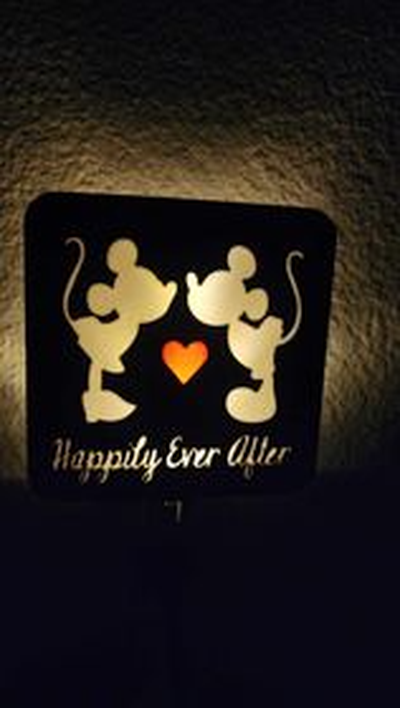 mickey-minnie nightlight plate by shaggys3d art 2d mickey minnie 3d print model - Mito3D