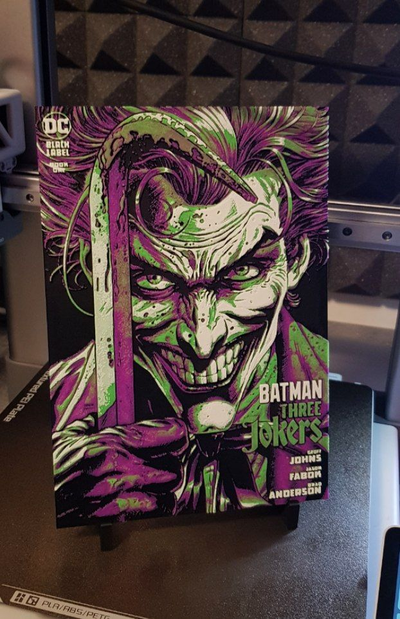 batman three jokers hueforge by zamby 3d generative model & lithophane joker face dc green comic book 3d print model - Mito3D