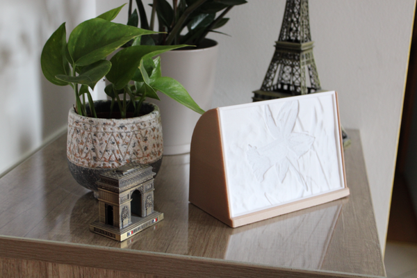 lithophane frame by ralfhoerhager household decor light holder picture led photograph stand pictureframe displaystand glowing lithophanelight lithophanestand lithophanie lithophaneframe lithophaneholder framework lithophanes lithophanebox 3d print model - Mito3D