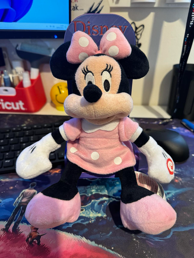 sandalye minnie şekil by erikabalogh1228 minyatürler disney fare 3d print model - Mito3D