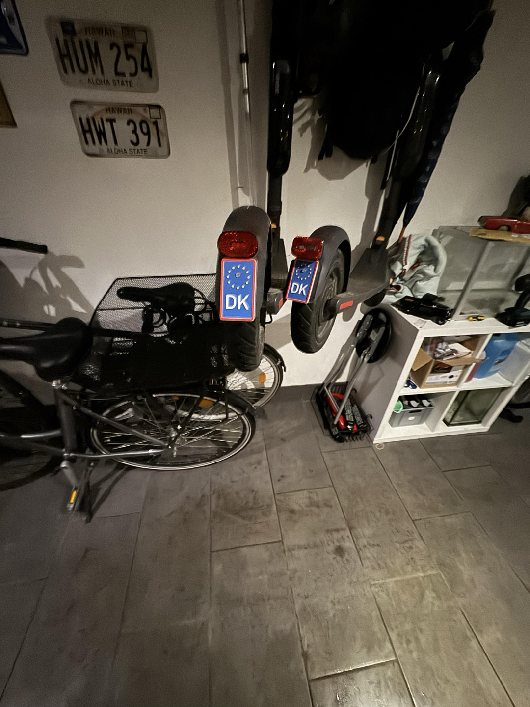 eu lisans tabak elektrik scooter'lar by lukas duus sanat işaretler logolar işaret eğlence mobilet xiaomi m365 ninebot escooter denver bisiklet plaka dk 3D print model - Mito3D