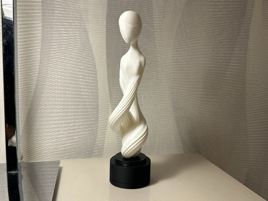 spirale donna scultura by 3dprintable art arte sculture statua 3d print model - Mito3D