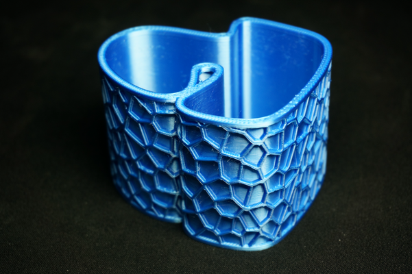 voronoi scrivania contenitore by menlolo 3d stampante accessori modello penna penbox bidone ufficio arte 3d print model - Mito3D