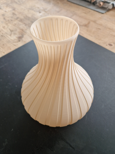 vase gedreht by ossilampe art models design deko 3d print model - Mito3D