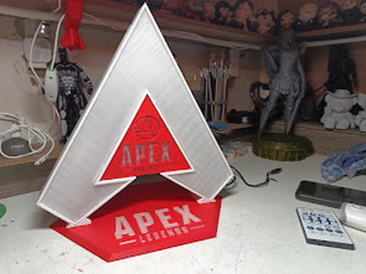 sommet lampe remixé by tox3d ménage décor lumière triangle triangle lampe nuit anse légendes 3d print model - Mito3D