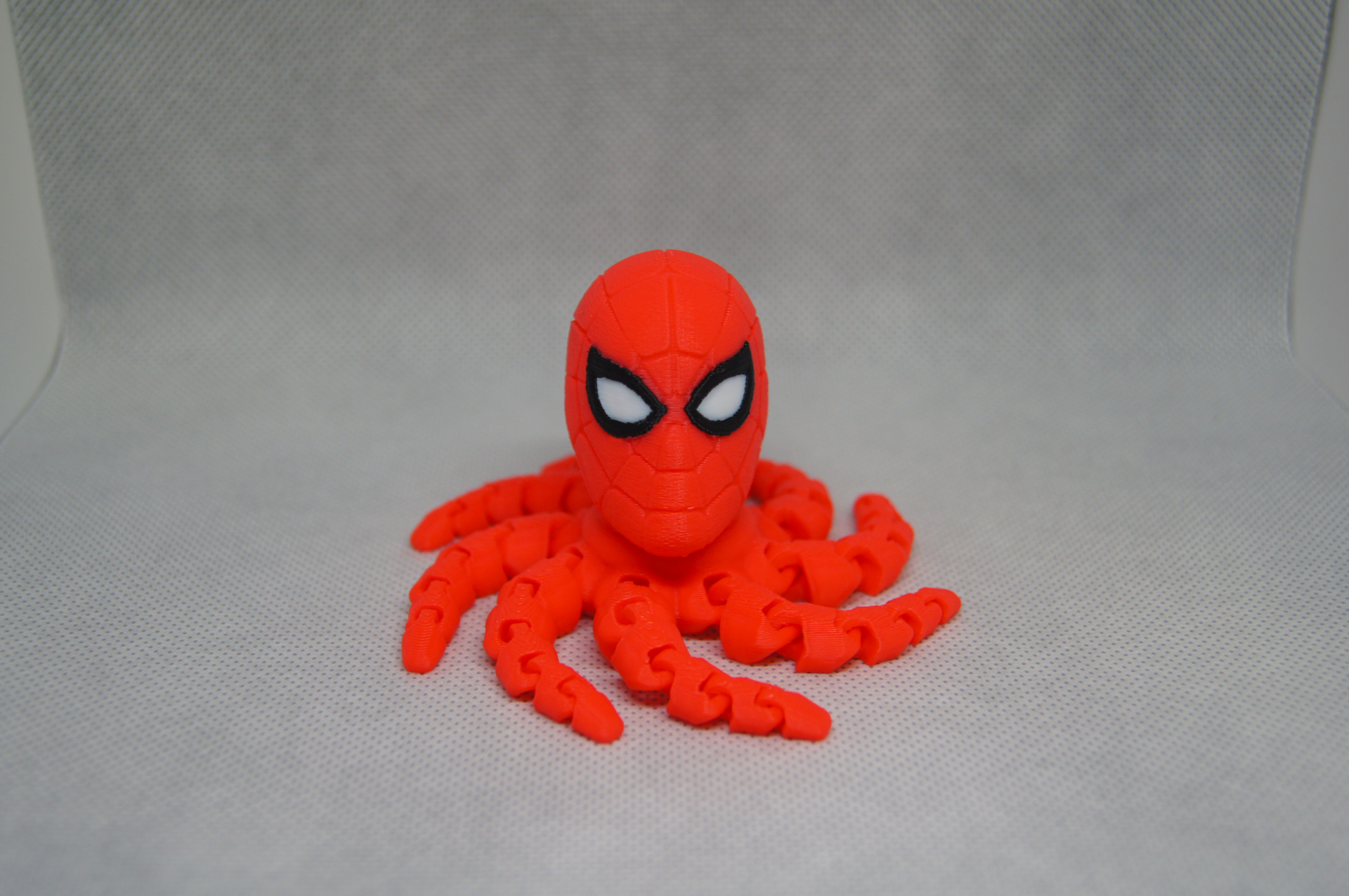 flessibile ragno by e9 3d miniature creature p1s bambolotto perfetto deco ufficio uomo ragno spidey polpo facile supporto printinplace 2024 creatura design moderno animale mitico giocattolo giocare articolando articolato carina supereroe eroe divertente decorazioni giocattoli spider man ragnatela meraviglia super energia collegamento dolce 3D print model - Mito3D