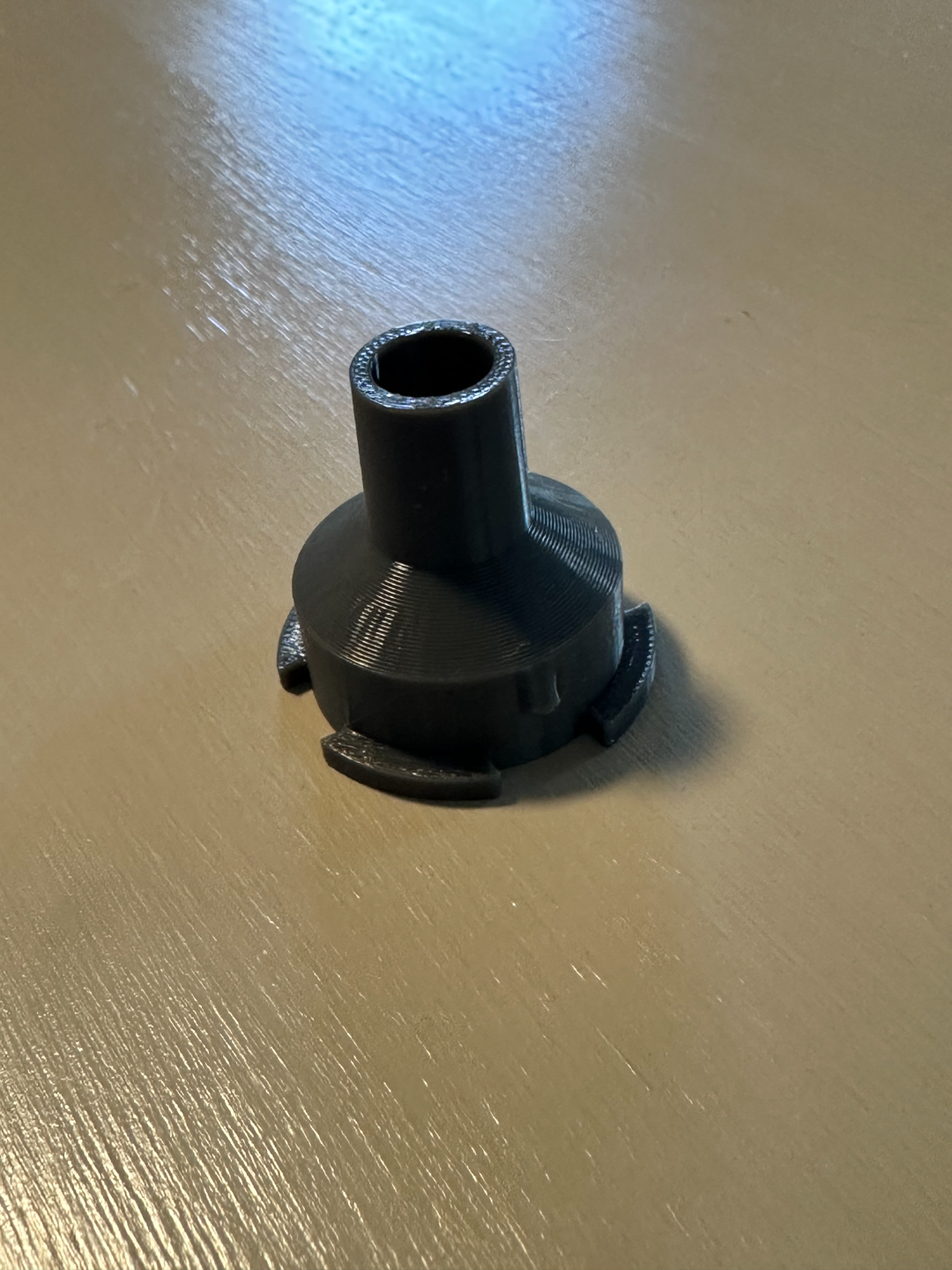 humidifier drain spud fits aprilaire 4223 by oaktech tools plug 3D print model - Mito3D