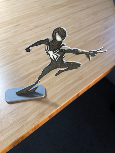 hombre araña in luchando pose 2d arte original by mujajaja cómic caja ligera blackandwhite 3d print model - Mito3D