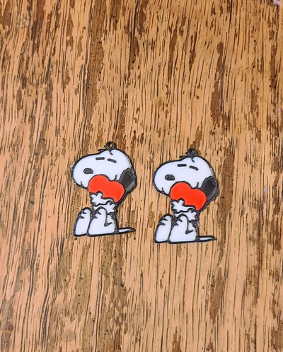 snoopy heart earrings by dohara1985 fashion earring color colorchange ear peanuts ring rings day hearts valentine valentinesday ears valentines vday ams amslite 3d print model - Mito3D