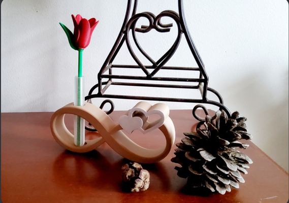 infinito amore forma vaso tulipano santo valentin san valentino giorno by mimi casa decorazione domestico arredamento regalo cadeau più madre compleanno anniversaire fiore fleur 3d print model - Mito3D