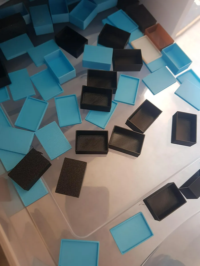 kutu örtmek kılıf by denis gomez ev halkı ofis kutuları 3d print model - Mito3D