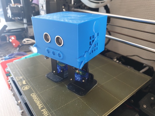 casque verter robot pinguino casco pingüino larva moscardón v2 0 by minivanbuzz pasatiempo bricolaje diy robótica 3d print model - Mito3D