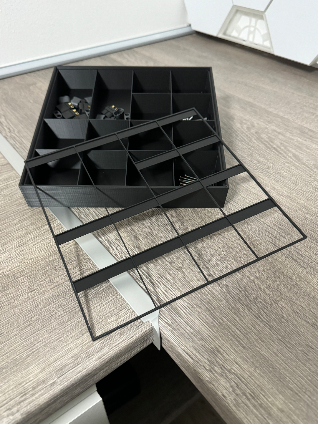 schrauben sortieren by megamaterial werkzeuge veranstalter schraube box organisator bisschen 3D print model - Mito3D