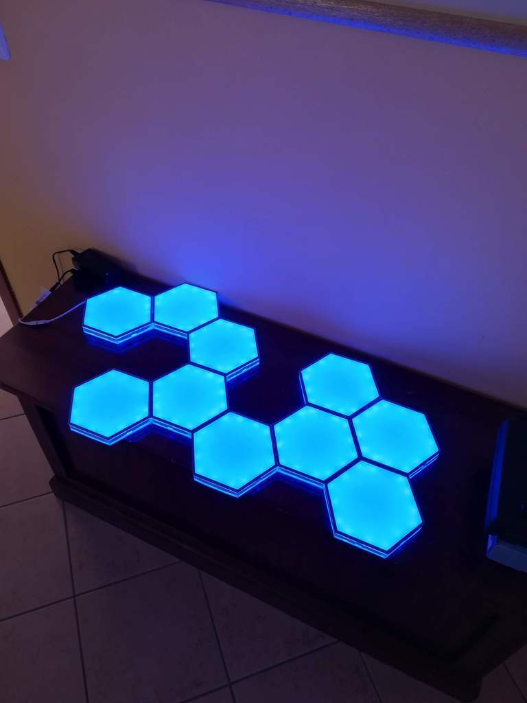 hexagonal nanoleaf by 3d imprimer ménage décor lampe led 3D print model - Mito3D