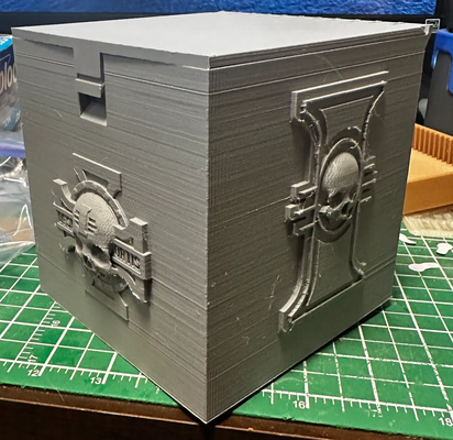 inquisitori scatola reticolare remixato by intruso alieno utensili organizzatori warhammer 40k 40000 warhammer30k conservazione inquisitore 3d print model - Mito3D