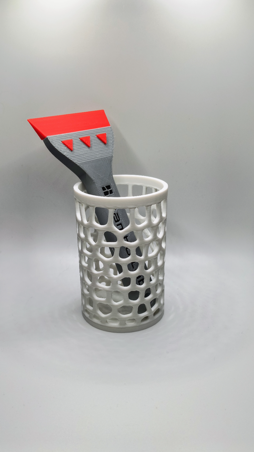 voronoid pencil holder cup by xavier rhynold-dobie generative 3d model my vase voronoidesign 3D print model - Mito3D