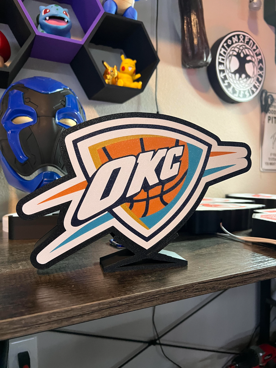 oklahoma ciudad trueno lámpara by codyinbody3 arte modelos ok baloncesto nba aros espn eliminatoria playoffs campeonato balball streetball retumbar led ligero caja ligera 3D print model - Mito3D