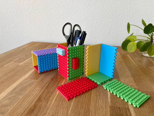 modulare brick pen titolare supporto by hollowmaker giocattoli giochi costruzione imposta compatibile porta penna ufficio aiutante cassetta degli attrezzi scrivania organizzatore mattone morsettiera lego 3d print model - Mito3D