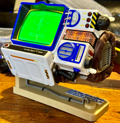 redux ricaduta pip boy 2000 mkvi in piedi ams single colore profili remixato by faran3d oggetti scena cosplay costumi pipboy pipboy2000 mk7 mk6 4 fallout3 fallout76 vaulttec enclave volta tec 3d print model - Mito3D