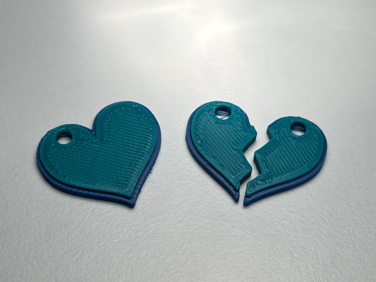 heart keychain - two colors by fed3 3 tools gadgets accessories accessory valentiensday valenitne valentien valentiens day art love 2024 multi color print printing 3d print model - Mito3D