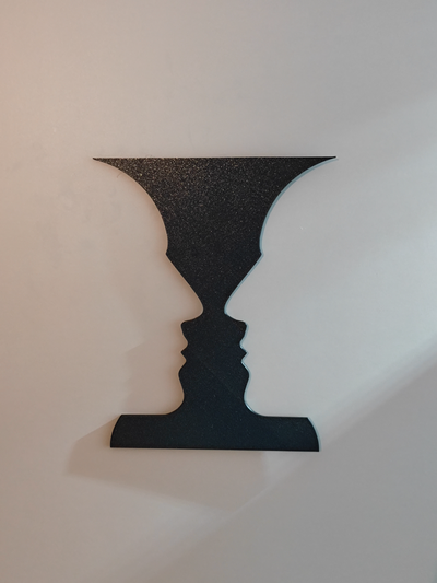 gesicht or kelch illusion by onkelsam kunst 2d magie mauer 2024 3d print model - Mito3D