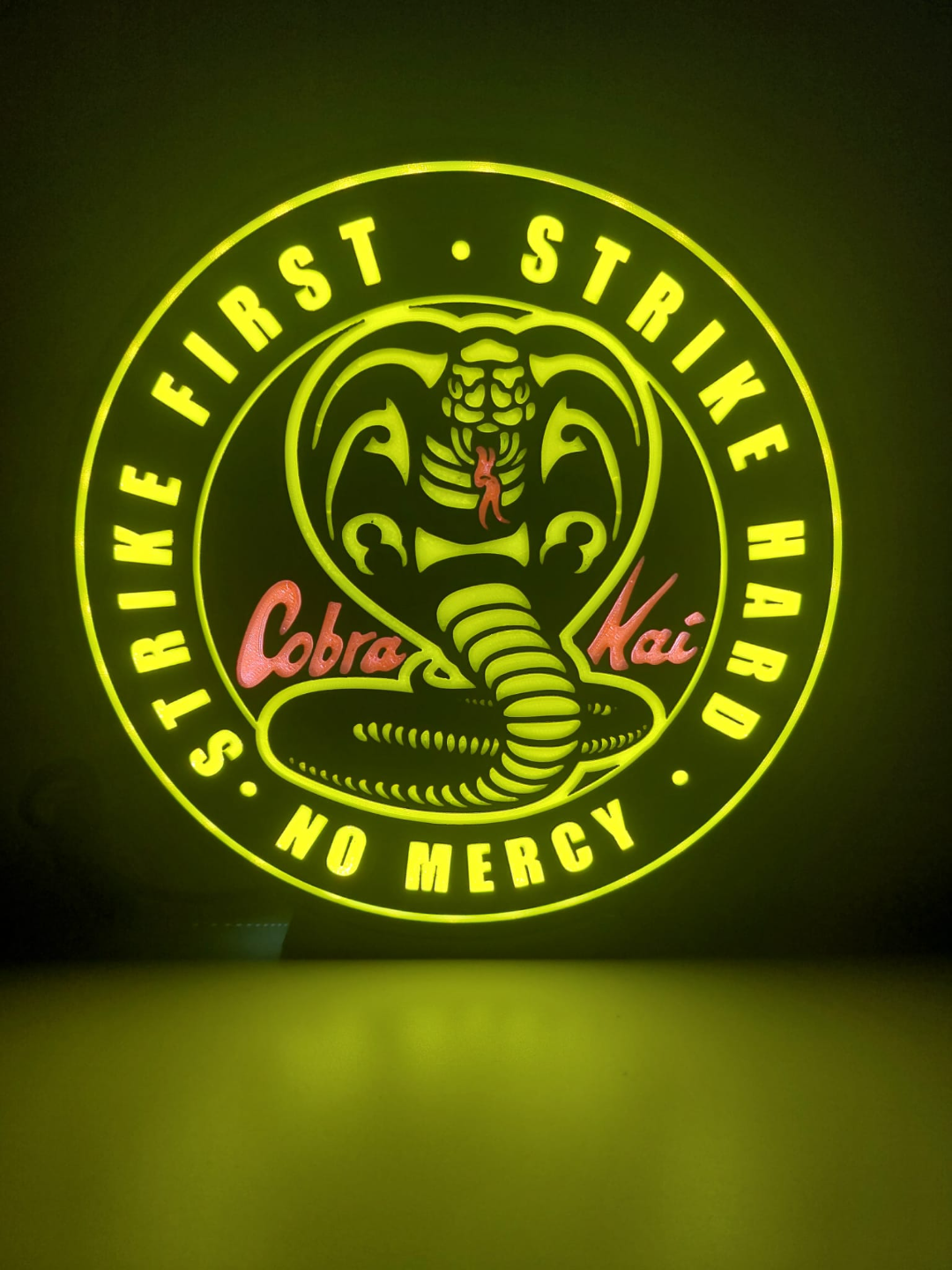 cobra kai boîte lumière ams prêt by marque dra ménage décor karaté enfant dojo ralph 80 90 boite led 3D print model - Mito3D