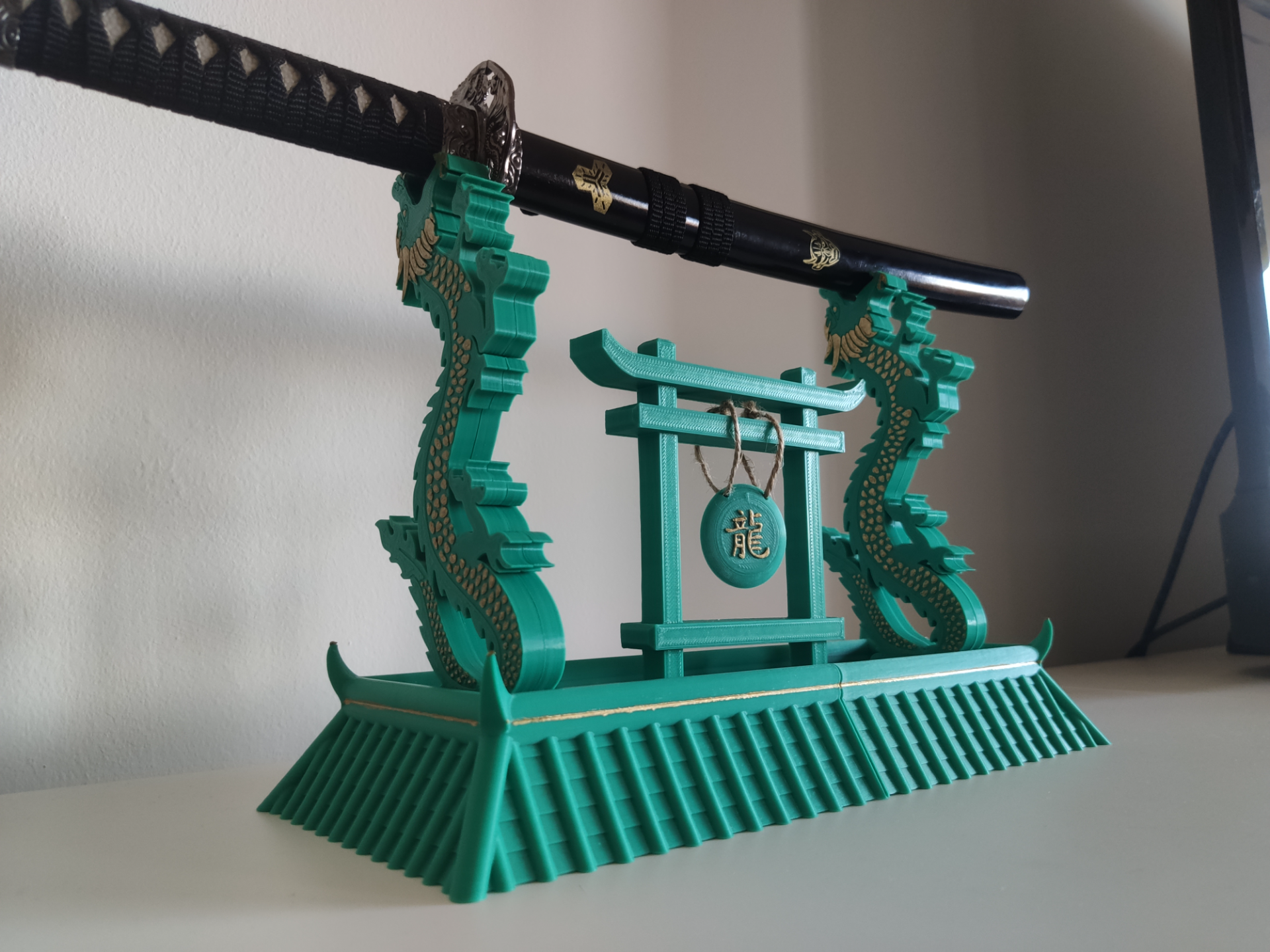 chinese dragon ornamental small katana stand by yume projects art sculptures holder china dragonyear dragon2024 temple japan asian asia japanese knife blade sword gold contest torii gong sculpture design gadget assembly 3D print model - Mito3D