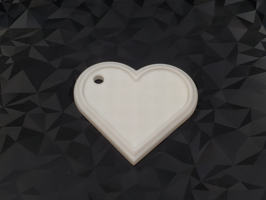 esencia abrazo minimalista corazón pendiente by andrewmalaty8 moda joyería joya corazon colgante contemporáneo diseño moderno amor eterno elegancia belleza eterna regalo enamorado 3d print model - Mito3D