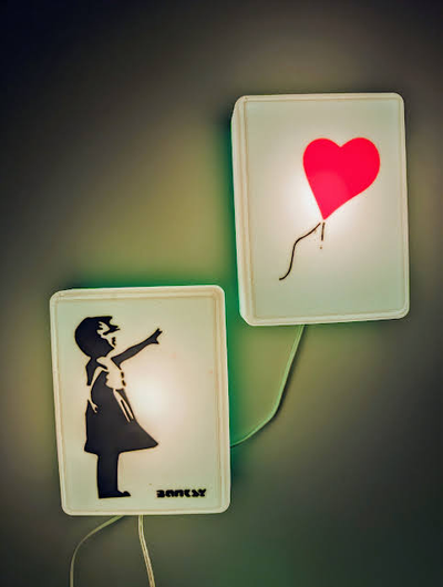 banksy girl ballon licht box by haushalt dekor leuchtkasten banksy banksyart banksyballongirl 3d print model - Mito3D