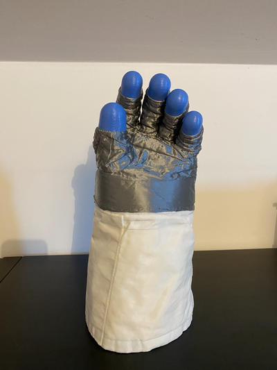 apollon a7l gants neil armstrong réplique remixé by matteo conti loisir diy nasa lune espace scaphandre 3d print model - Mito3D