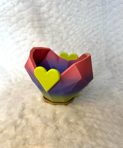 geometric heart planter w drainage by joshjl04 household decor plant valentine love flower vase 3d print model - Mito3D