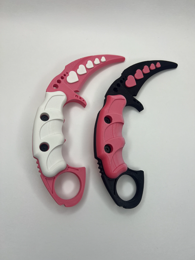 karambit cuchillo entrenador san valentin edición by bolt3ddesign accesorios cosplays réplica arma espada cosplay apuntalar 3d print model - Mito3D