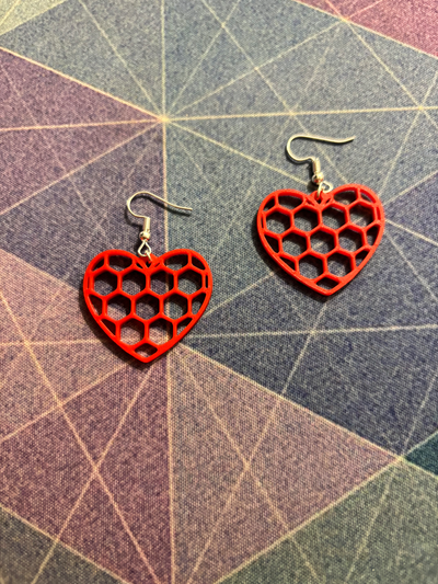 heart hexagonal pattern by 3dfashionfreak fashion earrings 3d print model - Mito3D