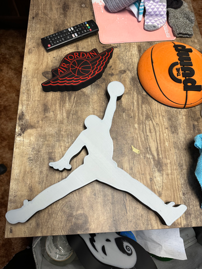 ürdün jumpman logo duvar sanat by tropikgtiturbo 2d nike ayakkabı spor spor kafalı tutkunları 3d print model - Mito3D