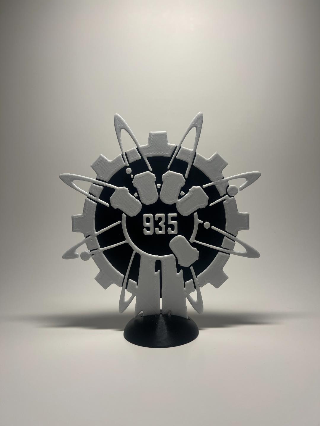 grup 935 logo beyaz siyah by mlaroccojr sanat işaretler logolar aramak of görev zombi zombiler morina xbox 360 aksesuar dizi s x operasyonlar modern savaş 3 3D print model - Mito3D