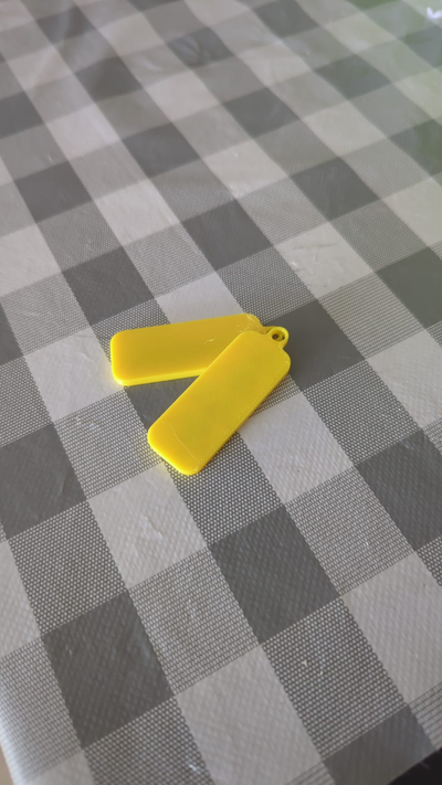 generic keychain by noamvaanunu fashion models key accessory keytag 3d print model - Mito3D